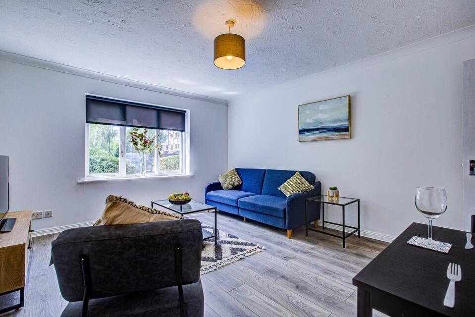 Spacious 2 Bedroom Apartment Londra Dış mekan fotoğraf